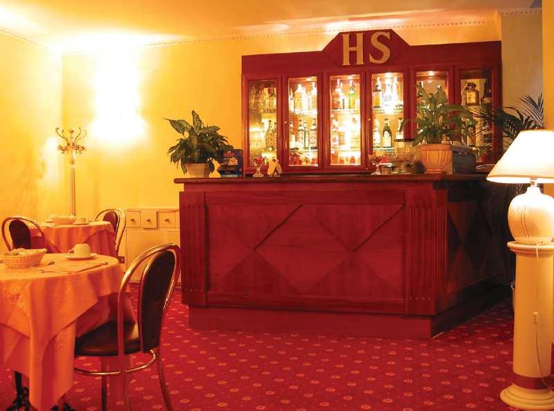 Hotel Sistina Рим Ресторант снимка