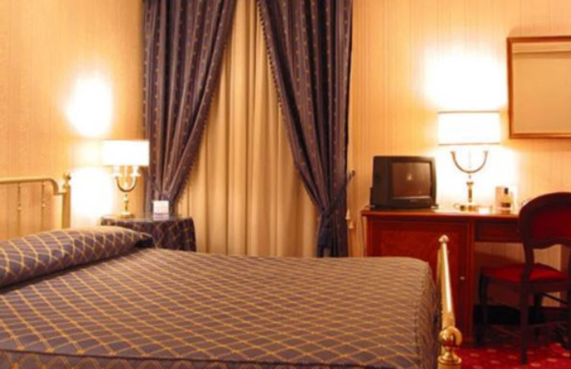 Hotel Sistina Рим Екстериор снимка