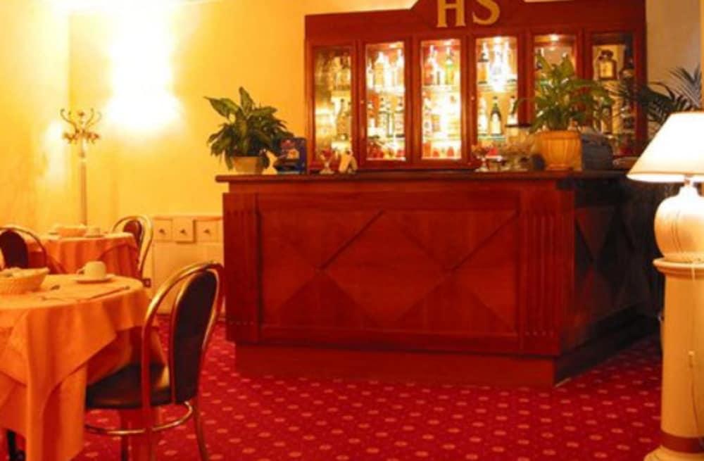 Hotel Sistina Рим Екстериор снимка