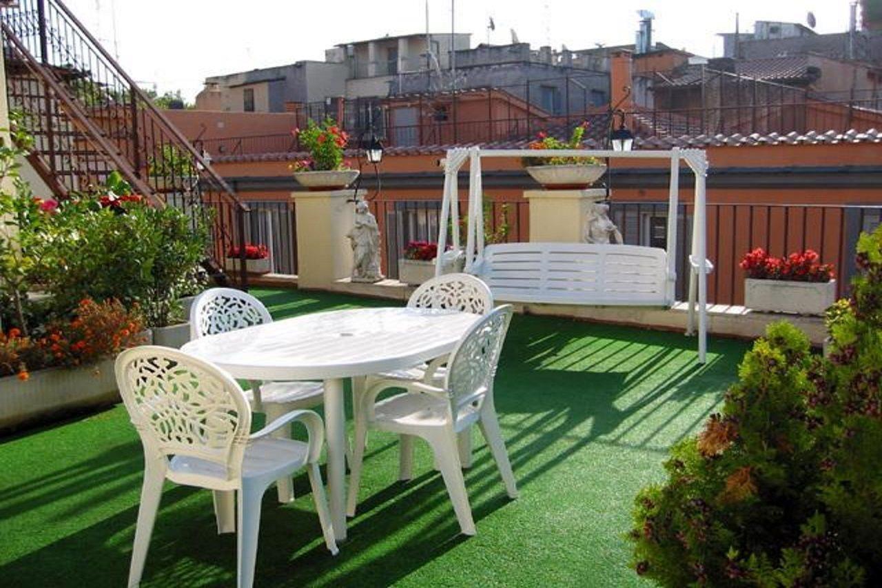 Hotel Sistina Рим Ресторант снимка