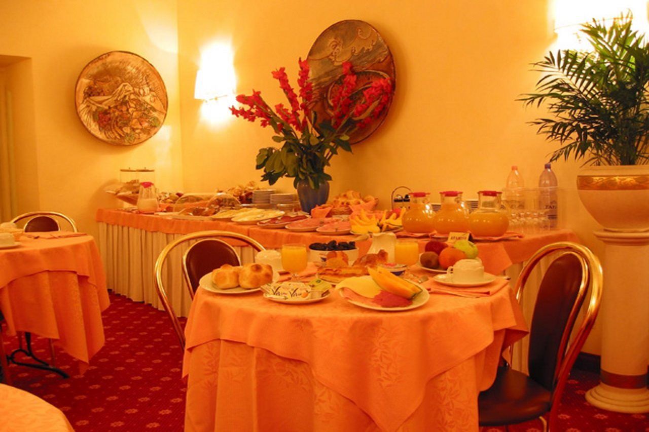Hotel Sistina Рим Екстериор снимка