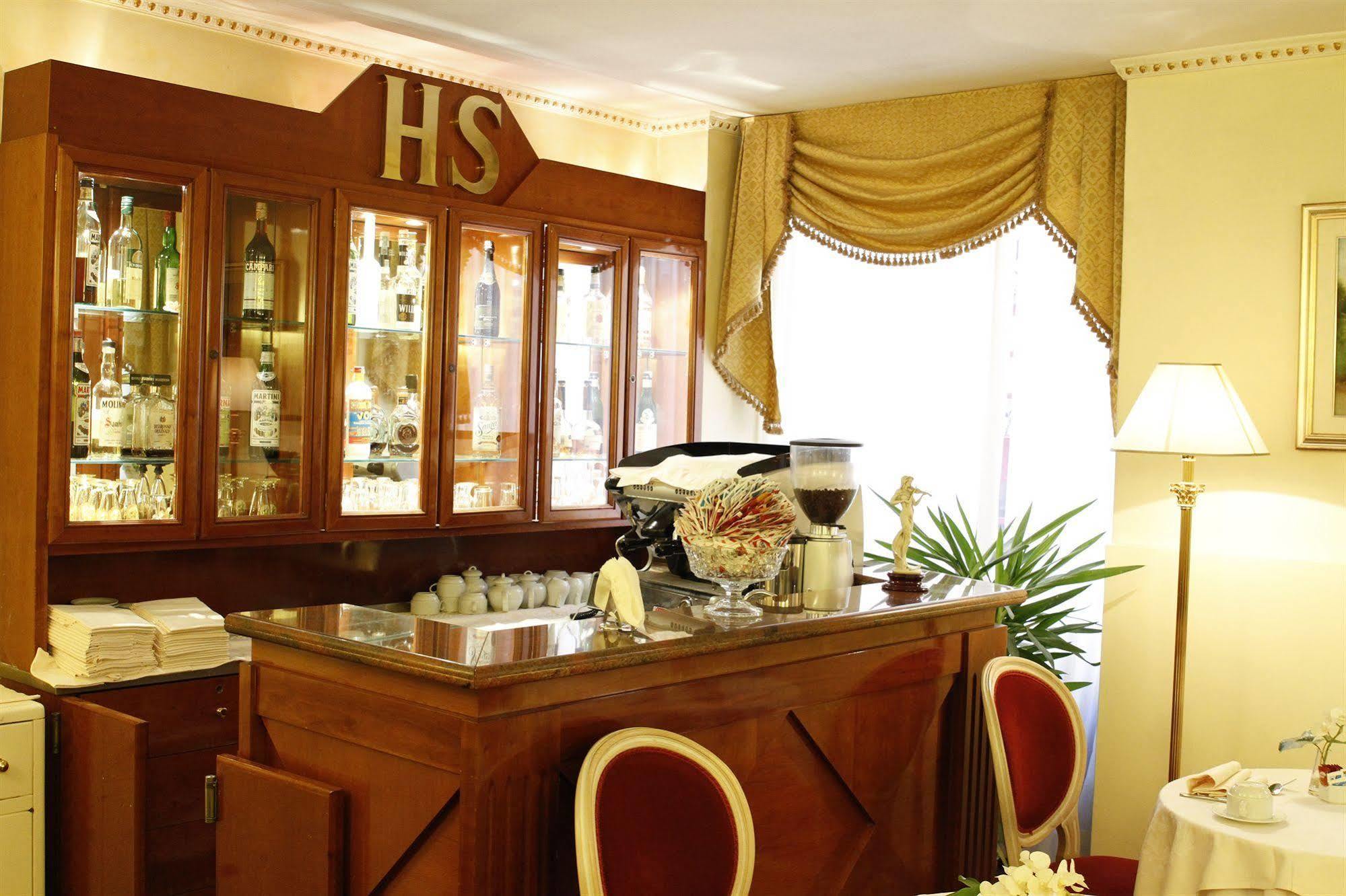 Hotel Sistina Рим Екстериор снимка