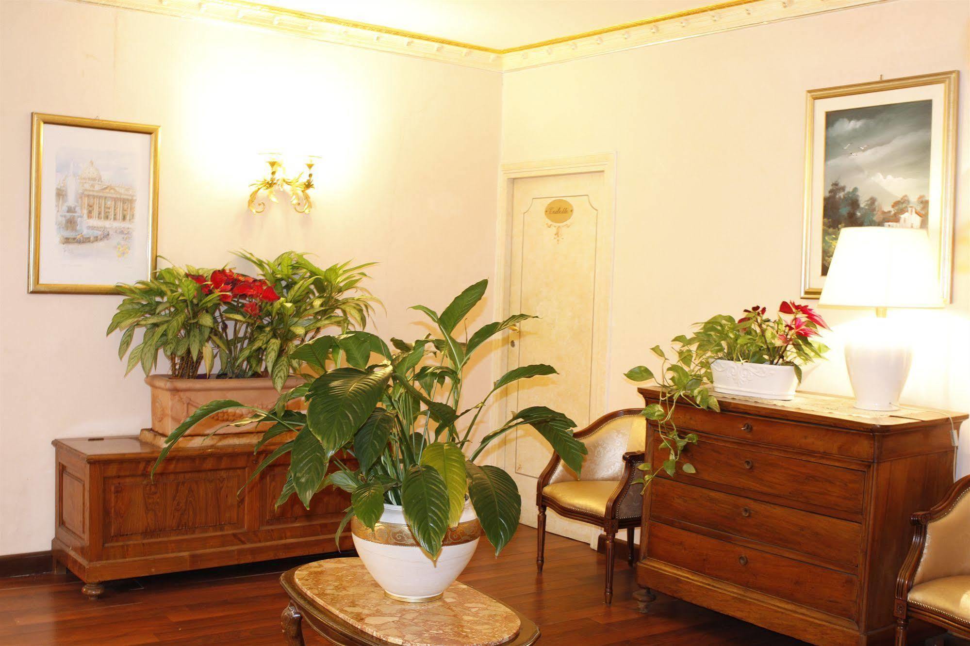 Hotel Sistina Рим Екстериор снимка